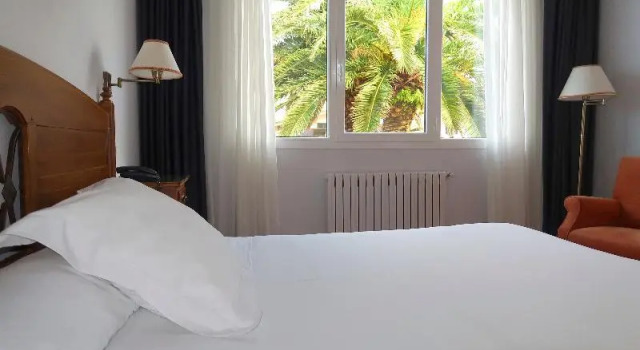 Двухместный номер Standard Hotel Gudamendi