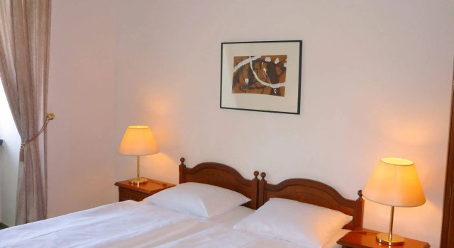 Hotel Schloss Spyker, Book Hotel Hotels in Glowe with Breakfast, Breakfasts