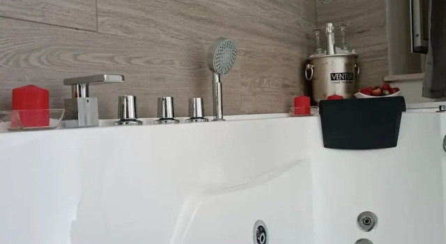 Люкс Deluxe B & B Domus San PietRo