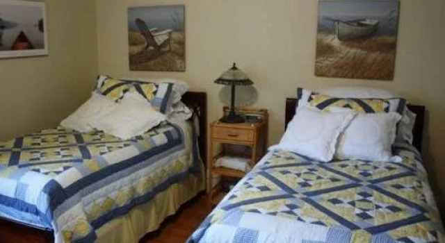 The Victorian Inn, Rezervați Hotel Hoteluri în Simcoe County cu parcare, Parcare
