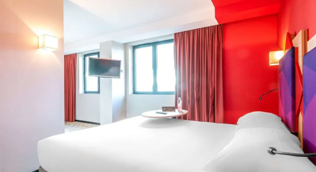 Люкс Standard ibis styles Albi Centre Le Theatro