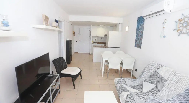 Cat 92 - 112, Varaa Hotelli Hotellit Tarragonès uima-altaalla, Uima-allas