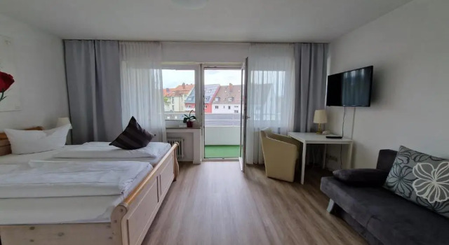 Двухместный номер Standard с балконом Apart Hotel Freiburg