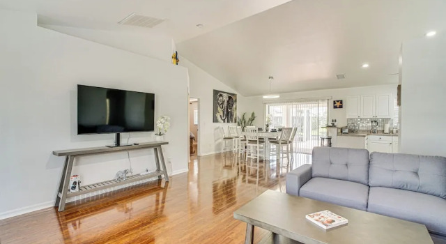 Heated Pool, 1 Mi to Golf! Cape Coral Canal Escape, Забронировать Дом для отпуска Виллы Кейп-Корал, Вилла
