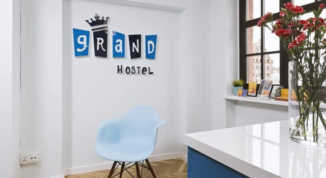 Grand Hostel Gdańsk, Varaa Hotelli Gdańsk Pommeri