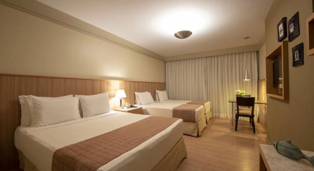 Четырёхместный номер Standard с видом на бассейн Afago Mareiro Hotel