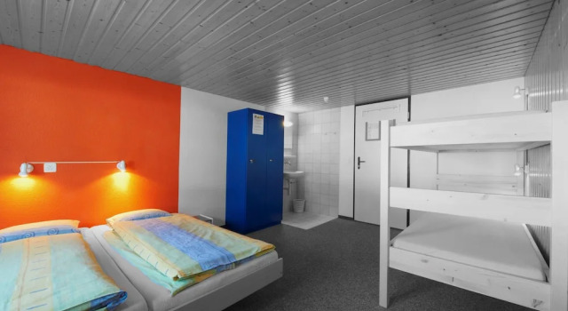 Четырёхместный номер Standard с видом на горы Eiger Lodge Easy
