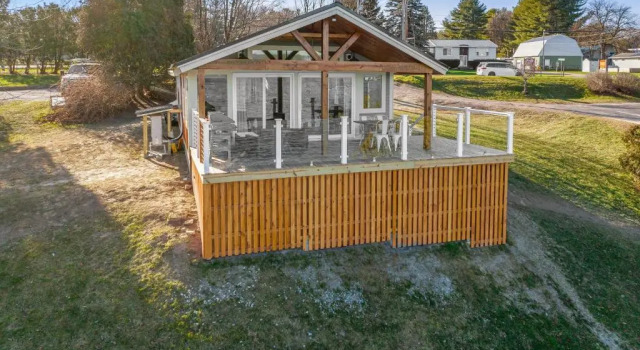Вилла Cozy Lakeshore Cottage
