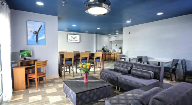 Студия Eagles Nest Inn