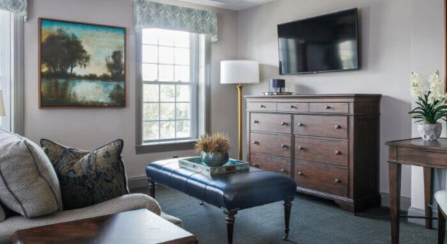 Farmer's Creekside Tavern & Inn, Buchen Sie Hotel Le Roy New York State