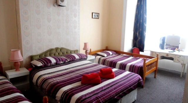 The Altavia Hotel, Забронировать Отель Отели Сандаун с парковкой, рядом с Glory Art Glass, Парковка