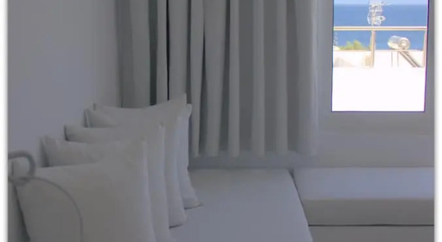 Suite con balcón y con vista al mar Argiris Studios