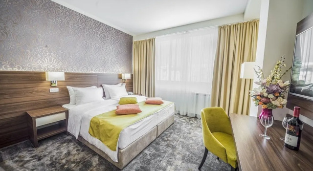 Двухместный номер Superior с балконом Hotel Marshal Garni