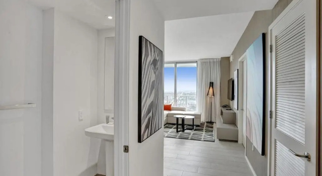 Апартаменты с балконом Amazing Apartments at H Beach House