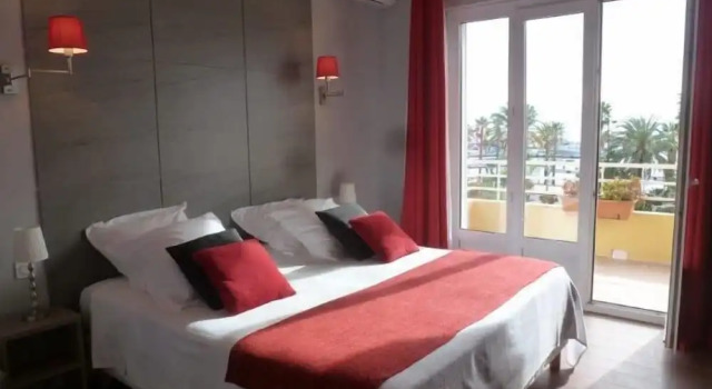 Номер Premium Hotel Espadon bleu