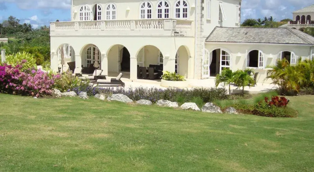 Royal Westmoreland - Mahogany Drive 8 by Island Villas, Rezerwuj Hotel Hotele w Saint James z parkingiem, Parking