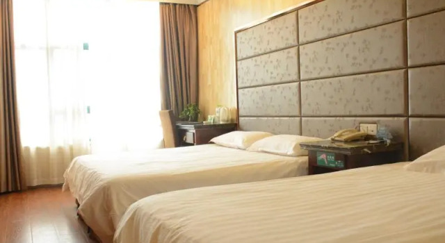 Семейный номер Standard GreenTree Inn Changzhou Xinbei District Taihu Road Wanda Square Express Hotel