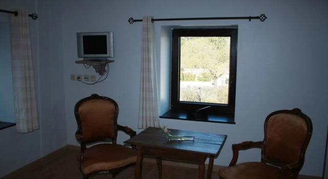 B&B Chession, Забронировать Отель «постель и завтрак» Оне провинция Намюр