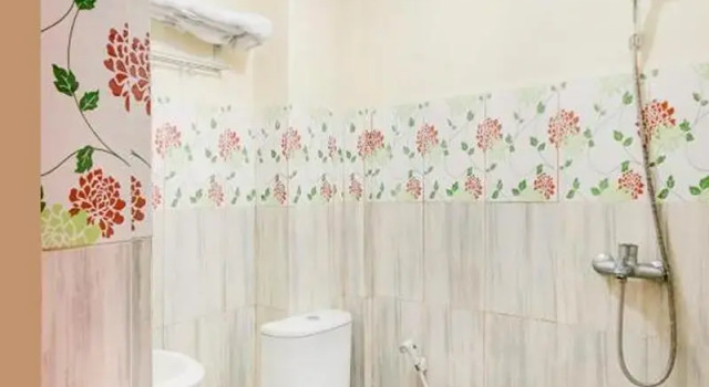 Двухместный номер Standard RedDoorz at Golden Gateway Medan
