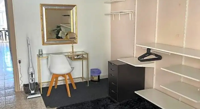 Habitación en el centro de Barcelona, Забронировать Отель Грасиа Барселона, рядом с Jove Regina Theatre