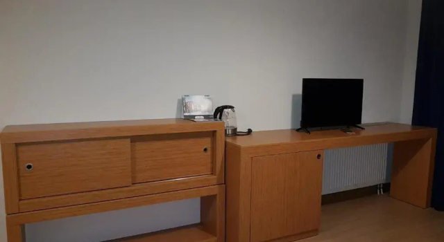 Hotel 633, Забронировать Отель Бизнес-отели Бакуриани, 4* 5*