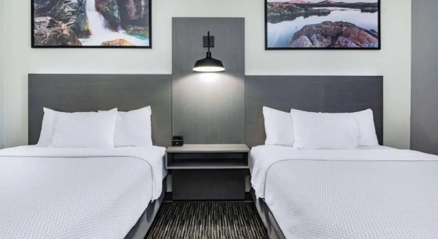 Четырёхместный номер Standard La Quinta Inn & Suites by Wyndham Ardmore