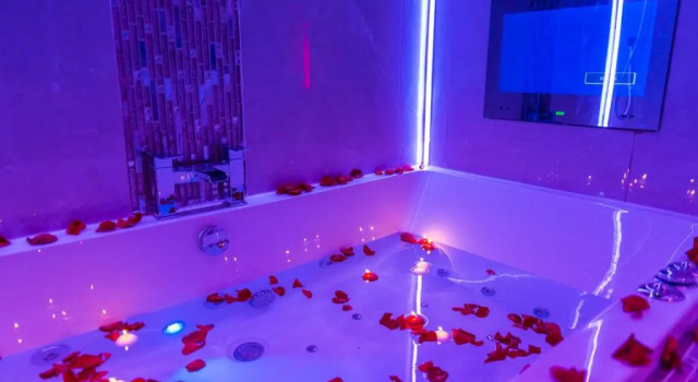 Студия Meridian Serviced Apartments