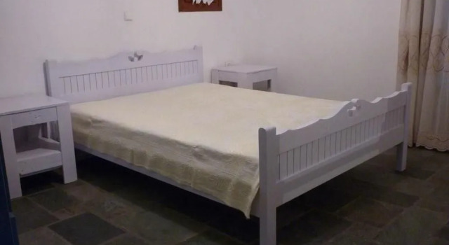 Nikoleta Kolympithres Paros, Prenota Hotel Paroikia 