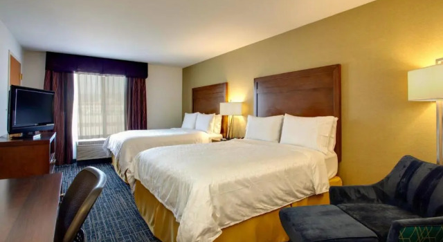 Четырёхместный номер Standard Holiday Inn Express San Francisco Airport North by IHG