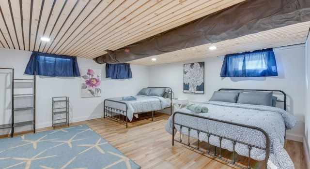 Коттедж Wells Beach House w/ Ocean-view Deck