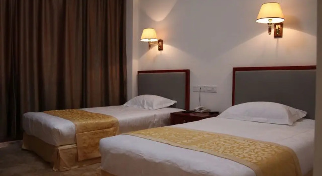 Трёхместный номер Standard Soluxe Club International Hotel