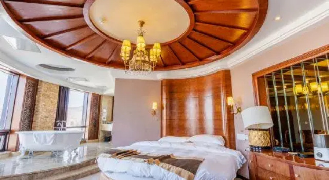 Люкс Deluxe Baoyu Longhua Hot Spring Hotel