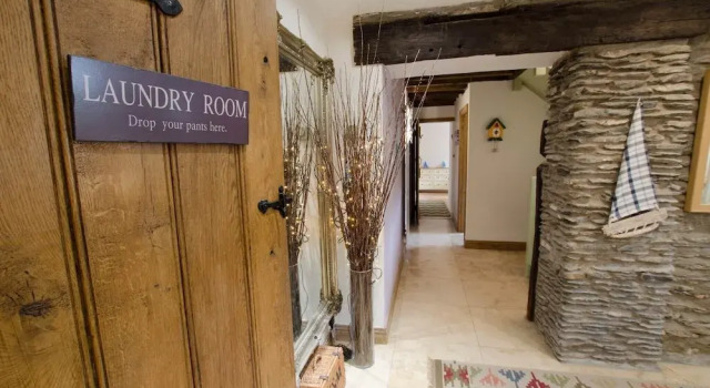 Shippenrill Croyde 6 Bedrooms, Sleeps 14, Hot Tub