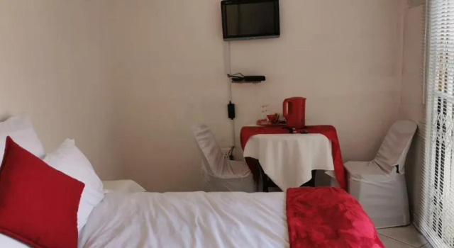 Номер Deluxe Lytton Cresent B&B