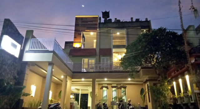 Kabana Hotel, Réserver Hôtel Hôtels à Mataram avec petit-déjeuner, Petit-déjeuner