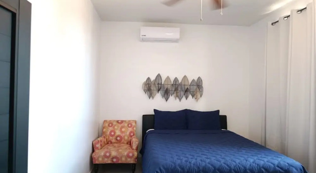 Апартаменты Deluxe New Town Condo Casamar 2 near the beach