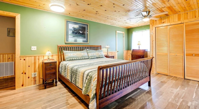 Коттедж Hot Tub & Fire Pit: Pet-friendly Clayton Escape!