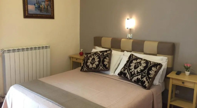 Двухместный номер Deluxe Bed & Breakfast Hostel H24
