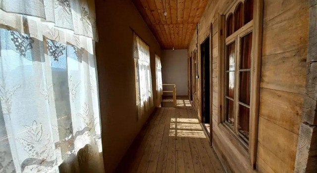 Sholedani, Rezervasyon Otel Ambrolauri otoparklı oteller, Otopark