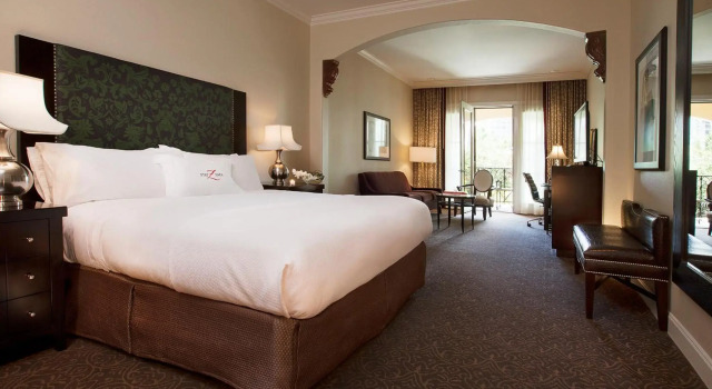 Hotel ZaZa Dallas, Забронировать Отель Uptown Dallas Даллас, рядом с Арена "Американ Эйрлайнс"