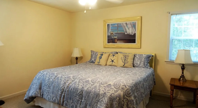 Gray Whale 3 Bedrooms 2 Bathrooms Home