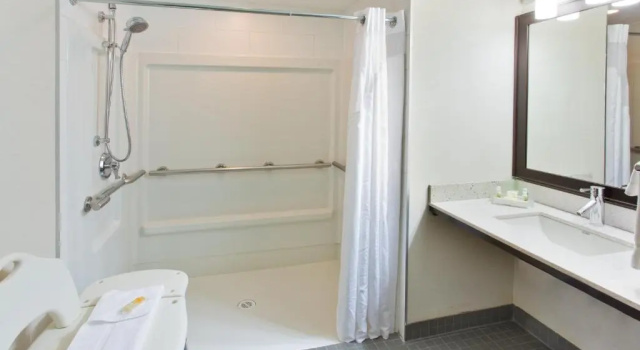 Номер Standard Holiday Inn & Suites Red Deer South