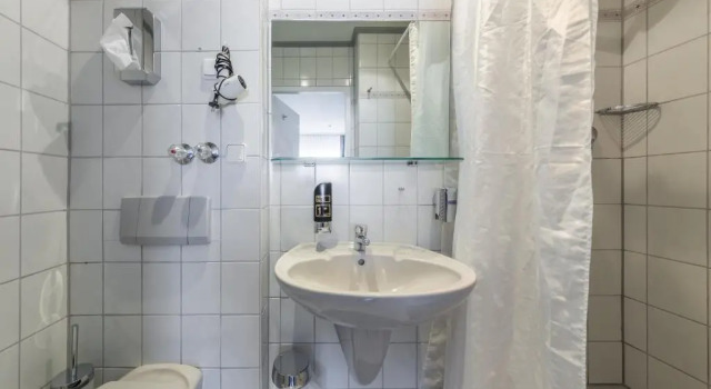Одноместный номер Comfort Hotel Klein Frankfurt East