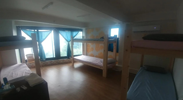 Redo Backpackers - Hostel, Забронировать Хостел Каннын Канвондо, рядом с Библиотека «Сунджу»