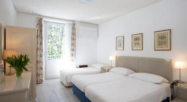 Трёхместный номер Standard с балконом Piccolo Hotel