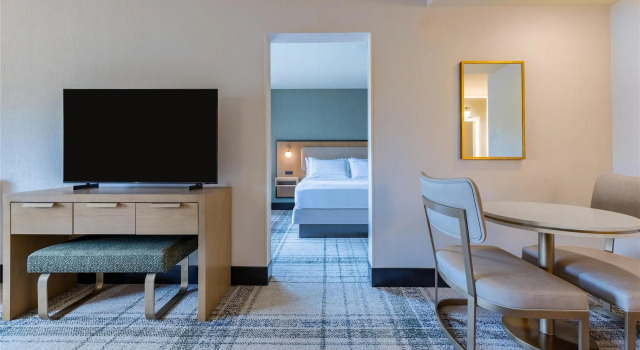 Dwuosobowy junior suite DoubleTree by Hilton Bend