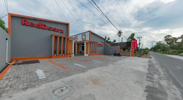 RedDoorz Plus at Orange Diponogoro Palangkaraya, 预订 酒店 帕朗卡拉亚 Central Kalimantan