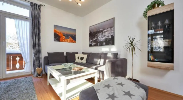 Apartments Alte Villa, Забронировать Апартаменты/квартира Апартаменты Гармиш-Партенкирхен, рядом с Канатная дорога Ванкбан, Апартаменты/квартира