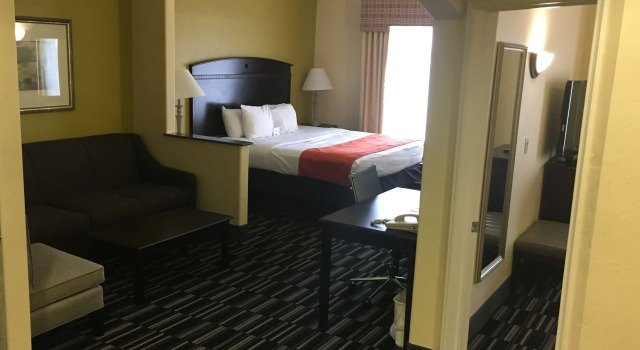 Best Western Plus Barsana Hotel & Suites