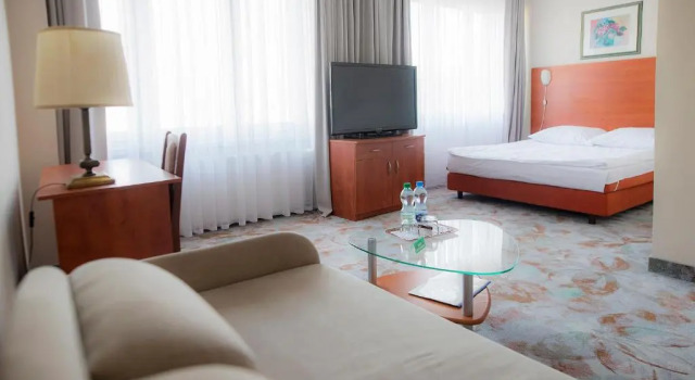 Люкс Classic Hotel Włókniarz